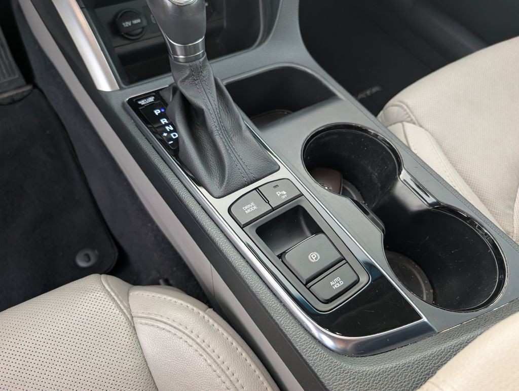 2016 Hyundai Sonata Image 17