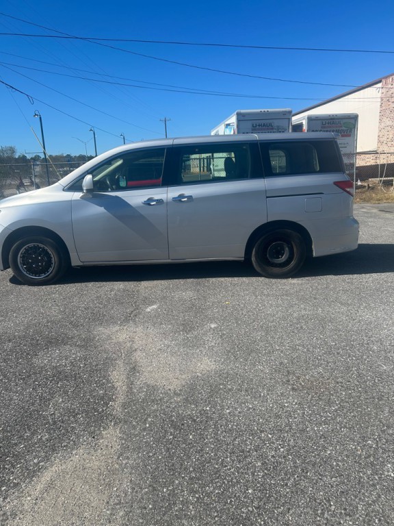 2014 Nissan Quest Image 4