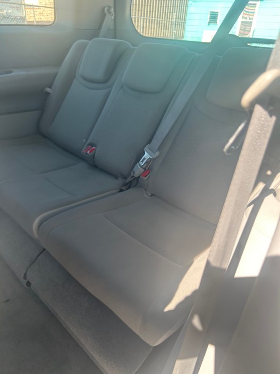 2014 Nissan Quest Image 5