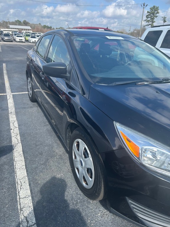 2016 Ford Focus Image 2