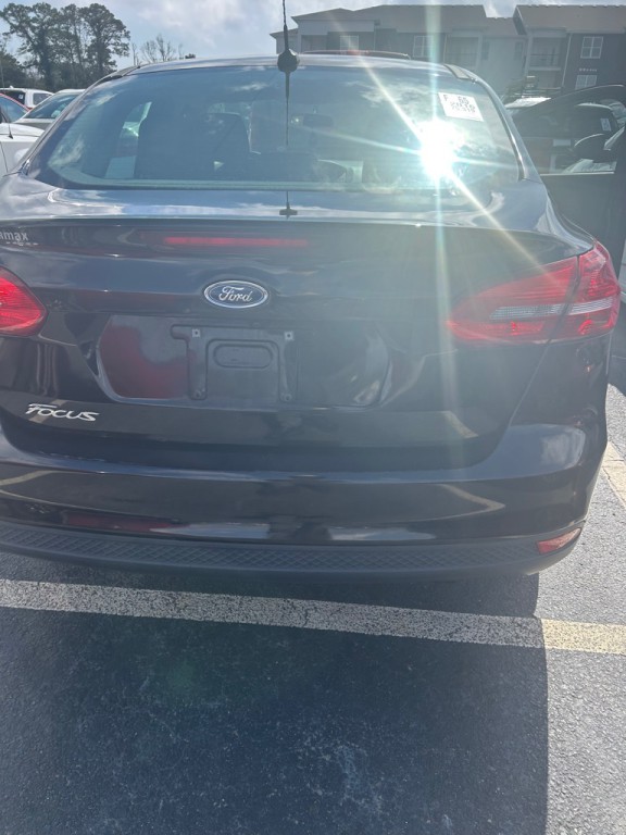 2016 Ford Focus Image 6