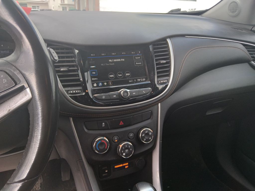 2019 Chevrolet Trax Image 2