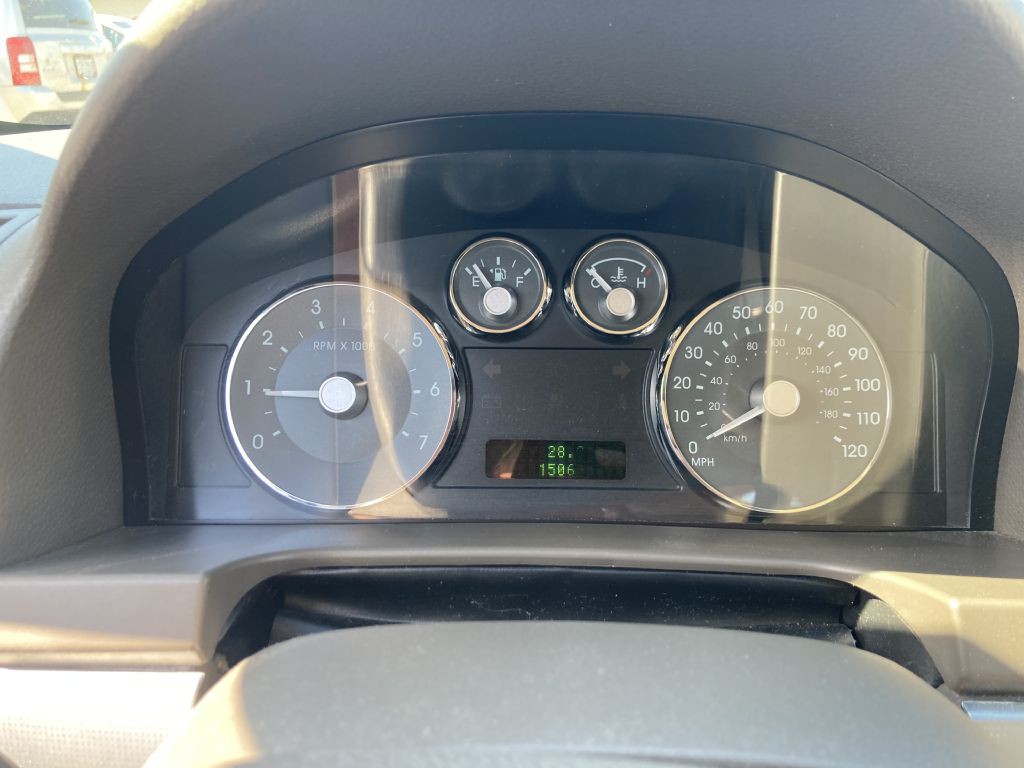 2009 Mercury Milan Image 10