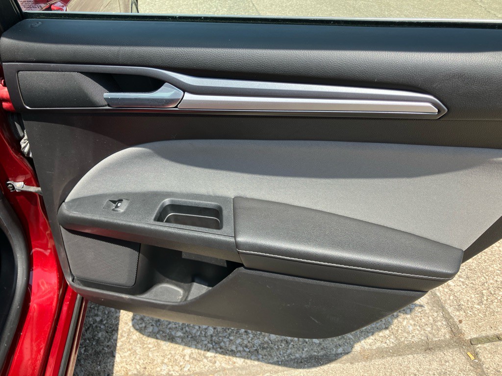 2016 Ford Fusion Image 20