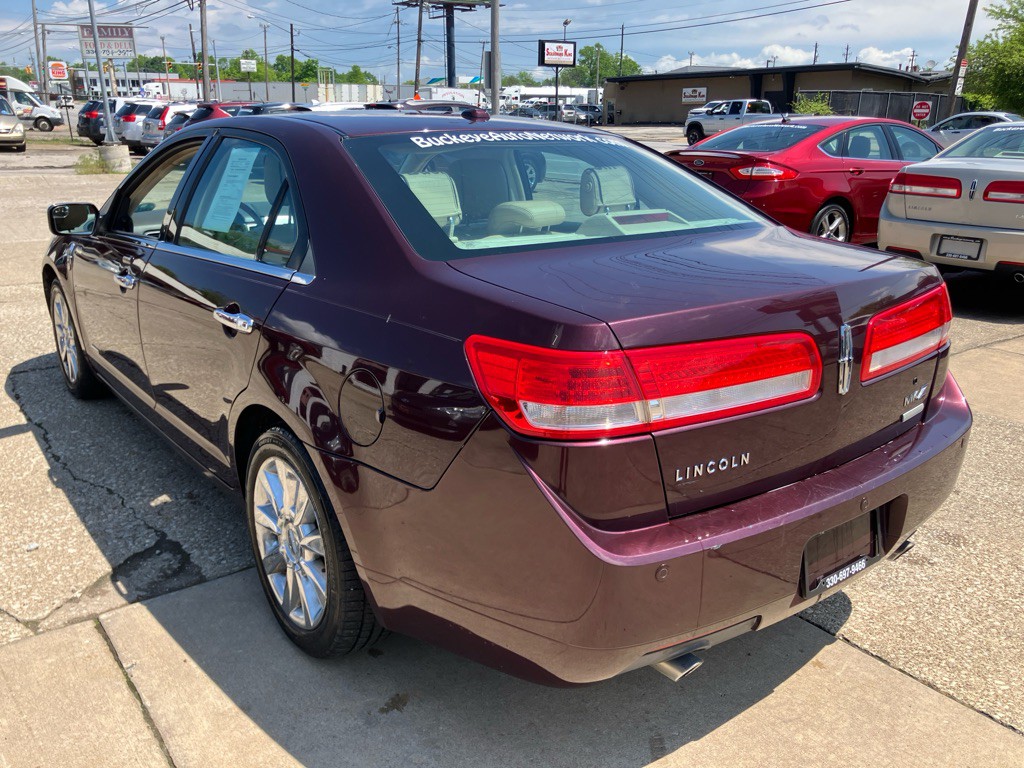 2012 Lincoln MKZ Image 5