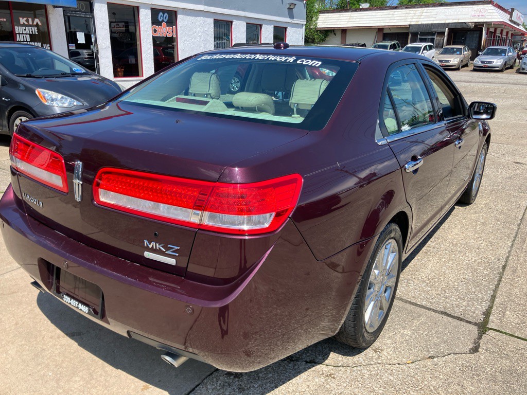 2012 Lincoln MKZ Image 7