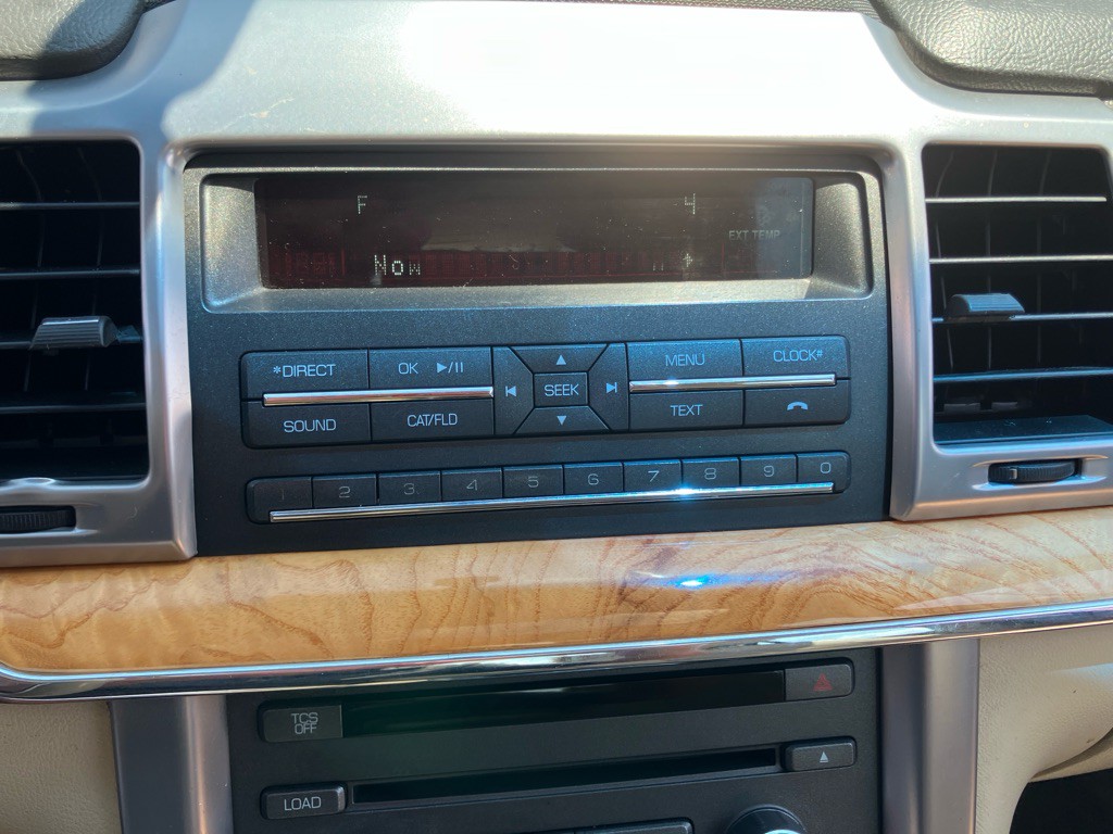 2012 Lincoln MKZ Image 14