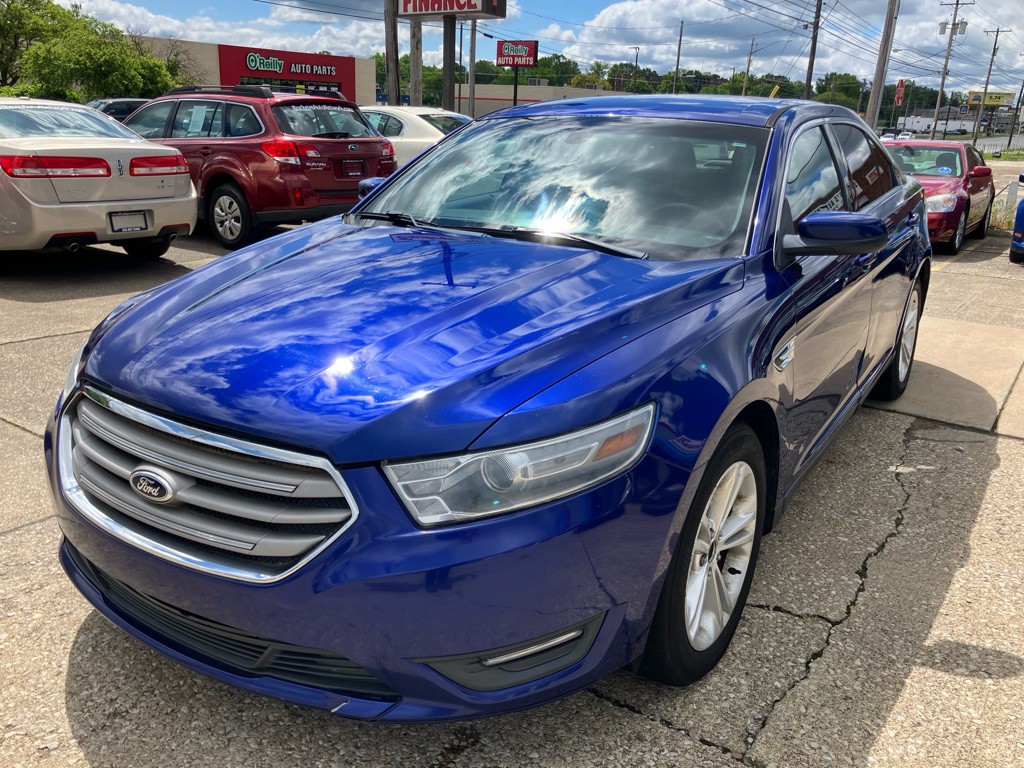 2013 Ford Taurus Image 3