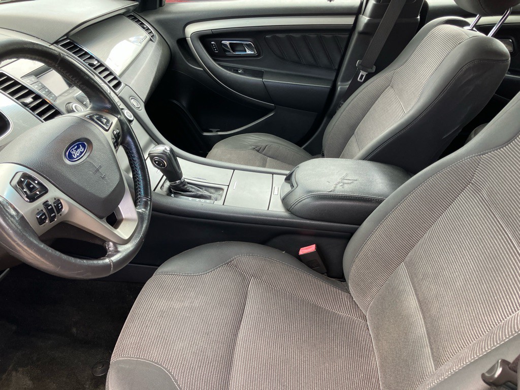 2013 Ford Taurus Image 17