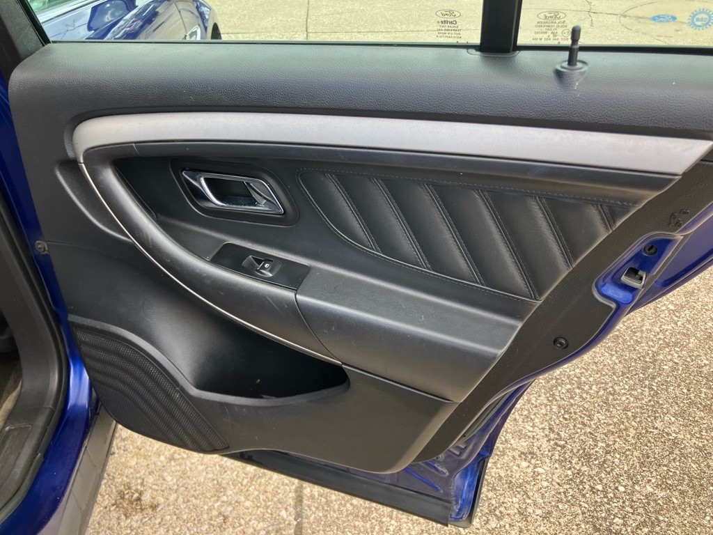 2013 Ford Taurus Image 20