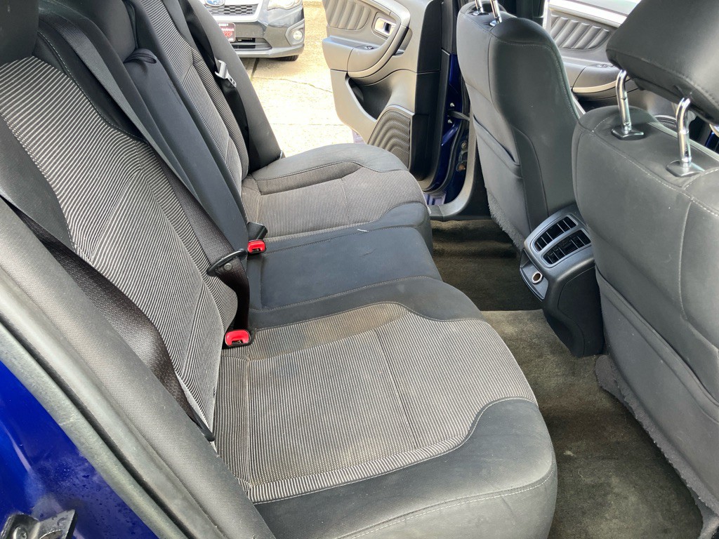2013 Ford Taurus Image 21