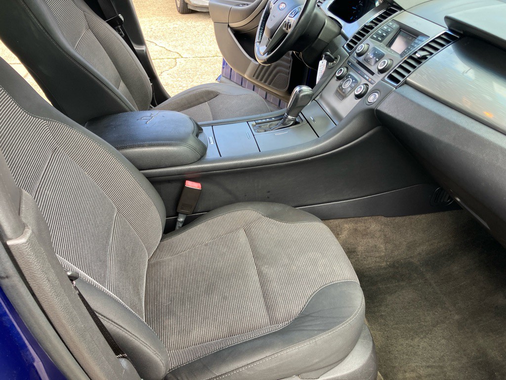 2013 Ford Taurus Image 23