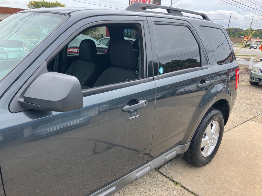 2009 Ford Escape Image 4