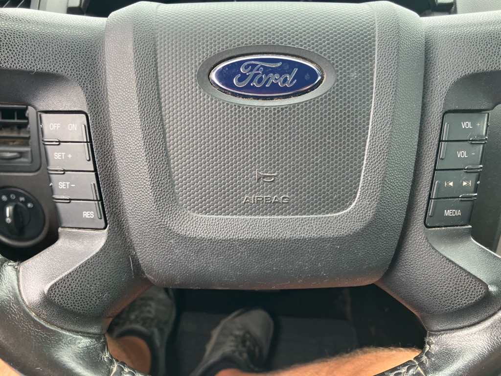 2009 Ford Escape Image 13