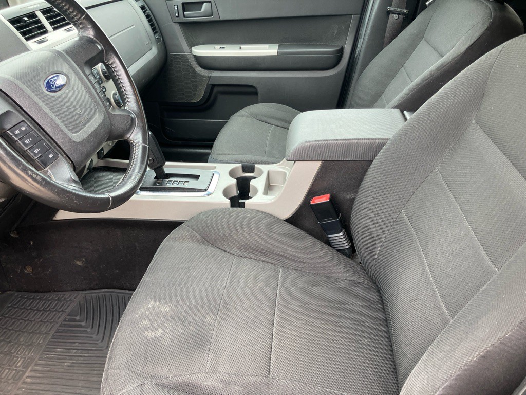 2009 Ford Escape Image 17