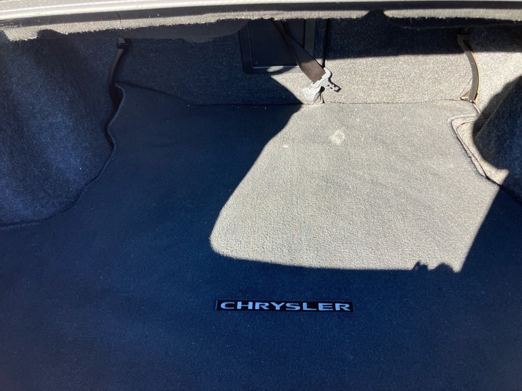 2012 Chrysler 200 Image 24