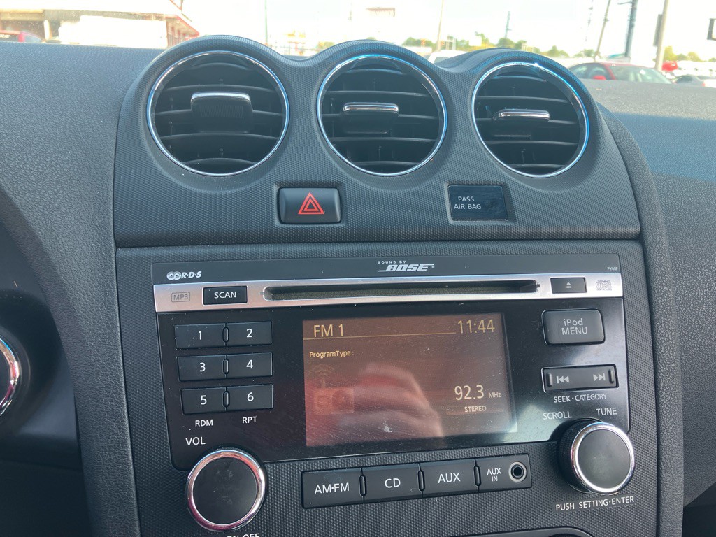 2010 Nissan Altima Image 15