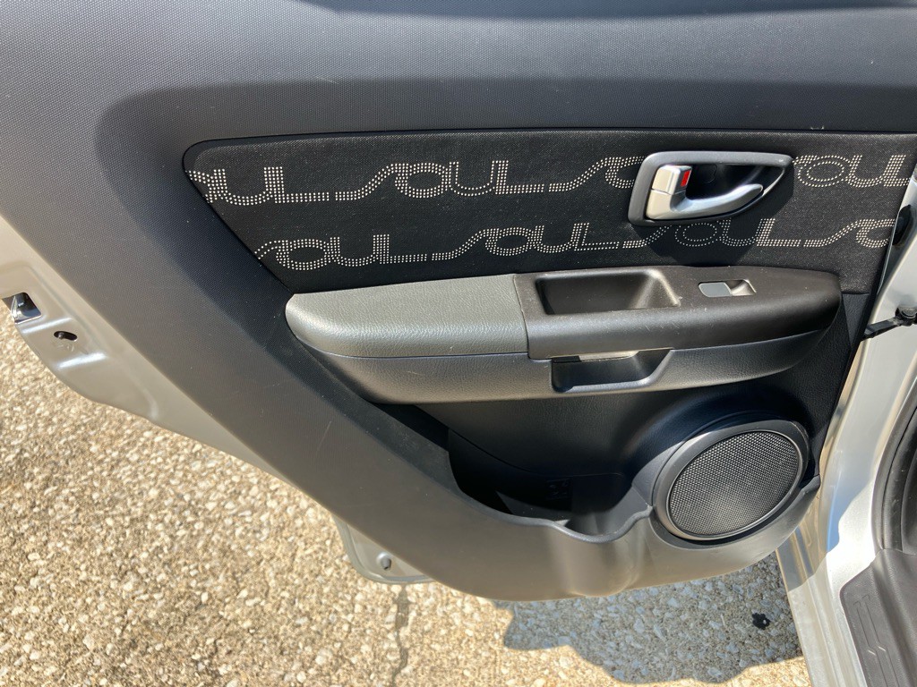 2013 Kia Soul Image 18