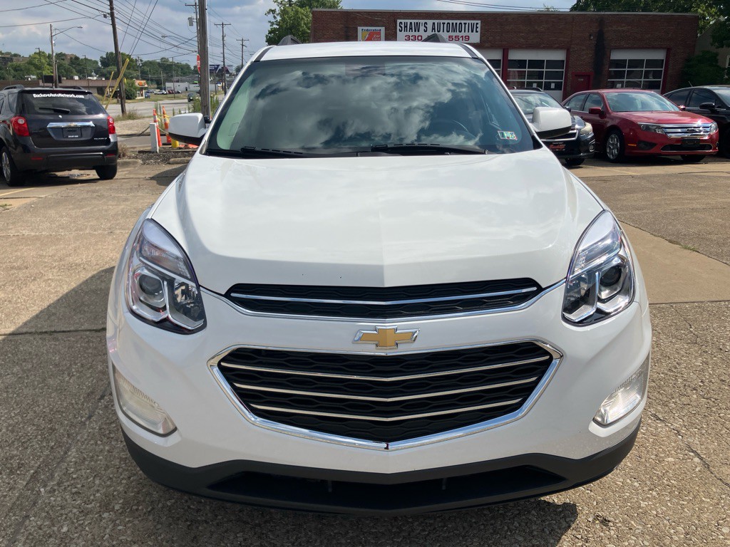 2017 Chevrolet Equinox Image 2