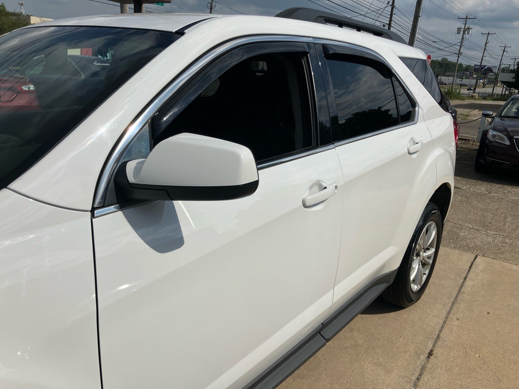 2017 Chevrolet Equinox Image 4