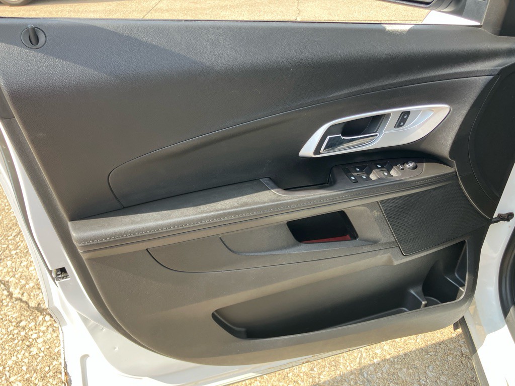 2017 Chevrolet Equinox Image 16