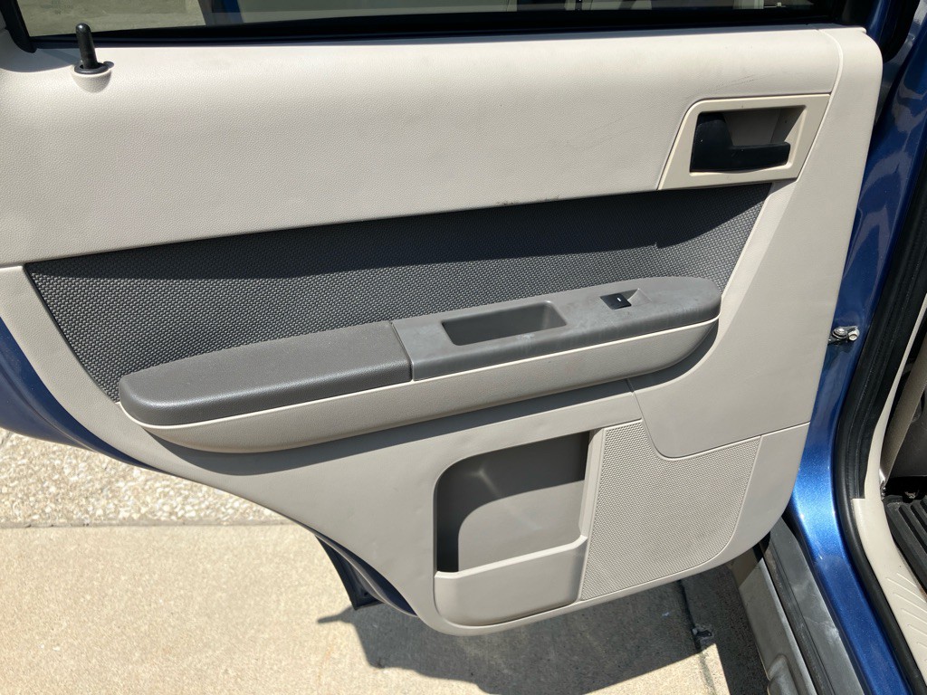 2009 Ford Escape Image 19