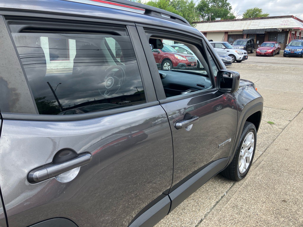 2018 Jeep Renegade Image 9