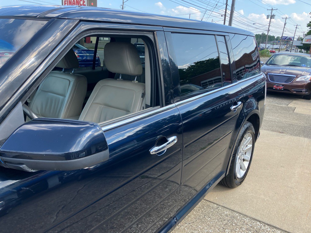 2010 Ford Flex Image 4