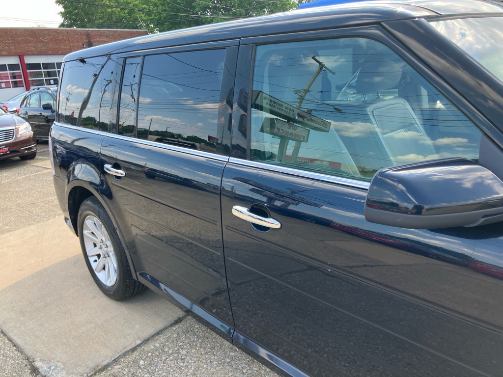 2010 Ford Flex Image 10