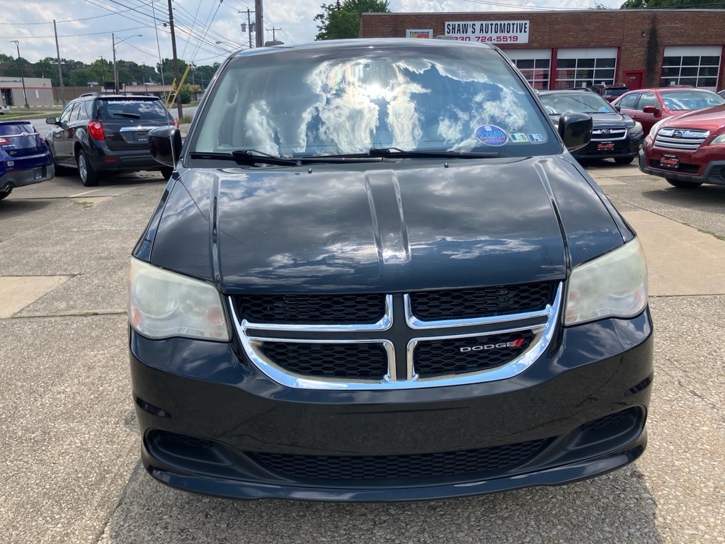2013 Dodge Grand Caravan Image 2