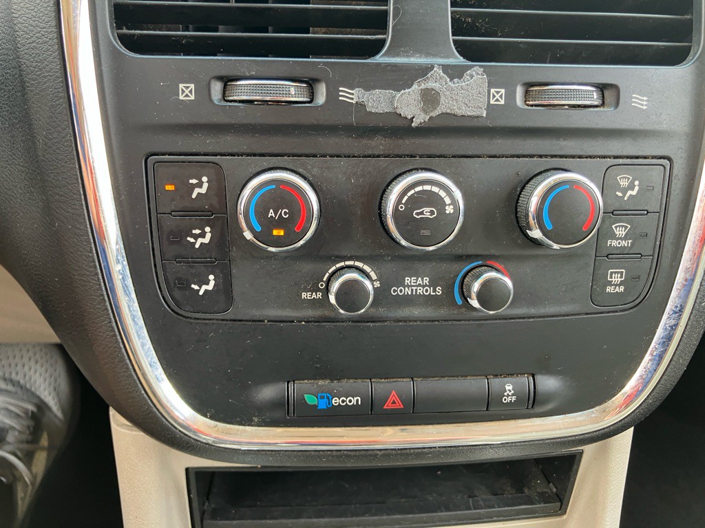 2013 Dodge Grand Caravan Image 15