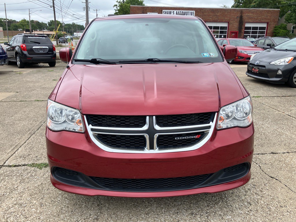 2015 Dodge Grand Caravan Image 2