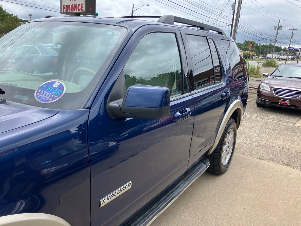 2008 Ford Explorer Image 4