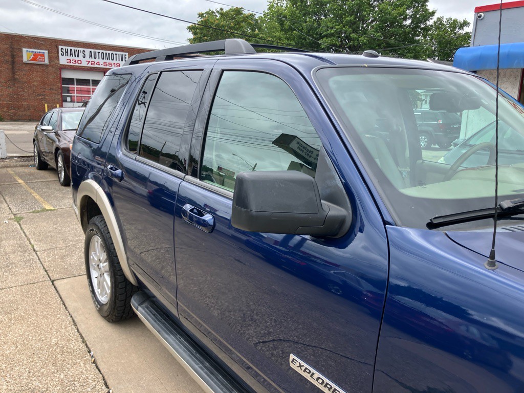 2008 Ford Explorer Image 10