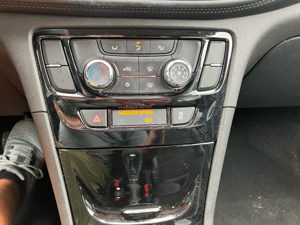2018 Buick Enclave Image 15