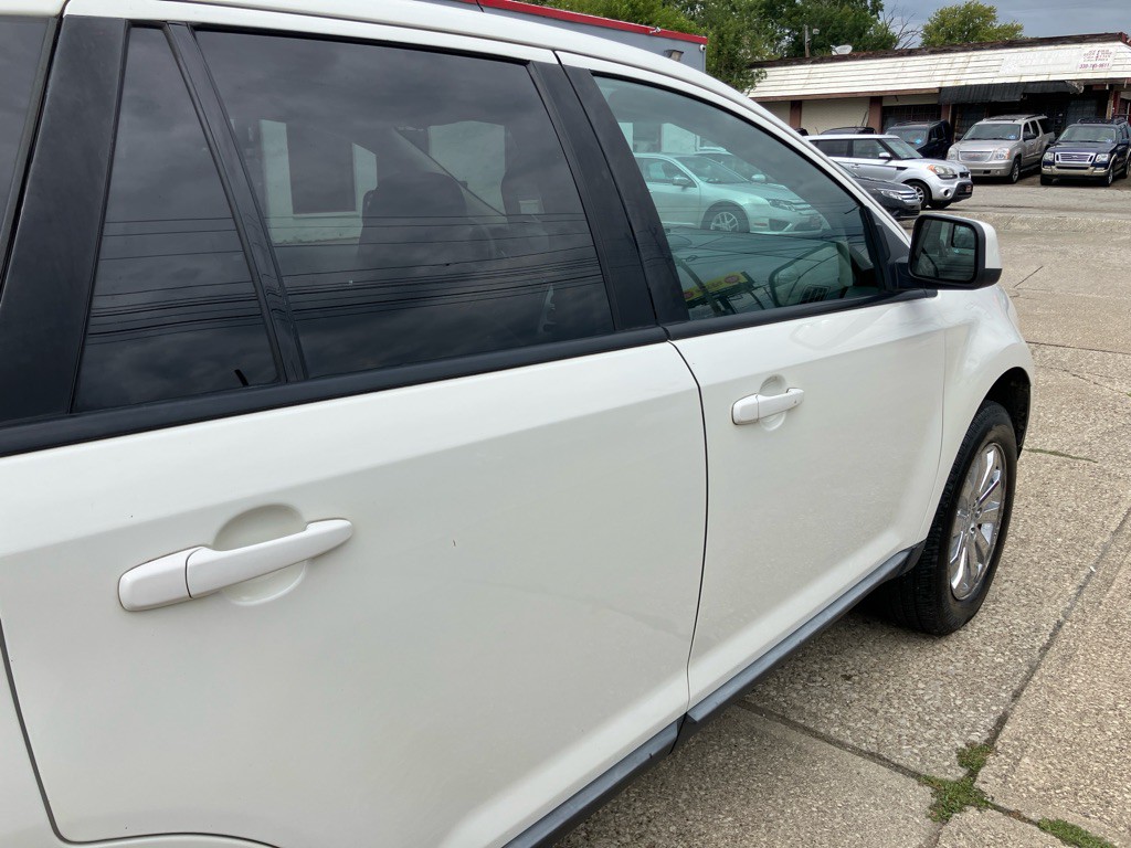 2010 Ford Edge Image 9