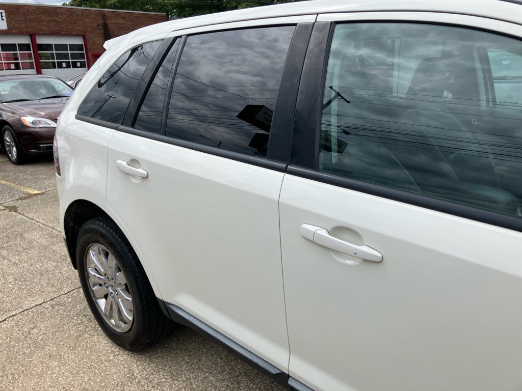 2010 Ford Edge Image 10
