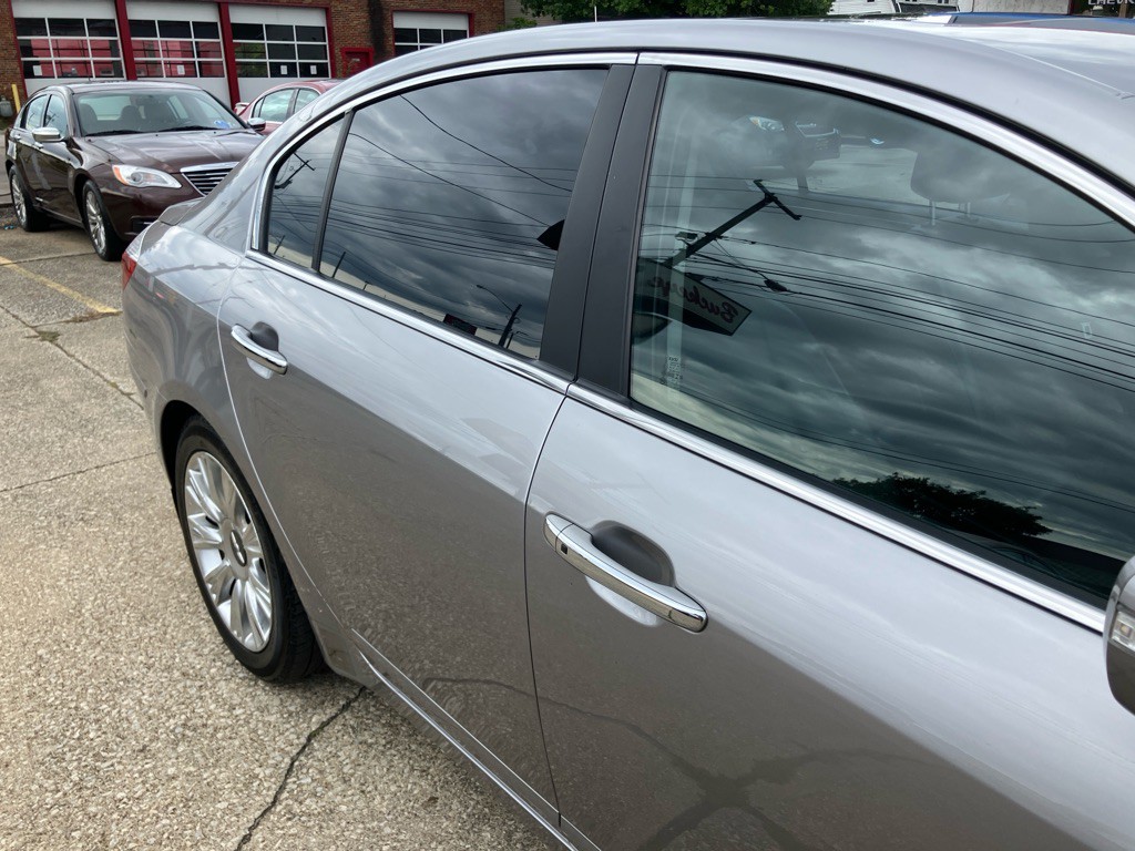 2009 Hyundai Genesis Image 10