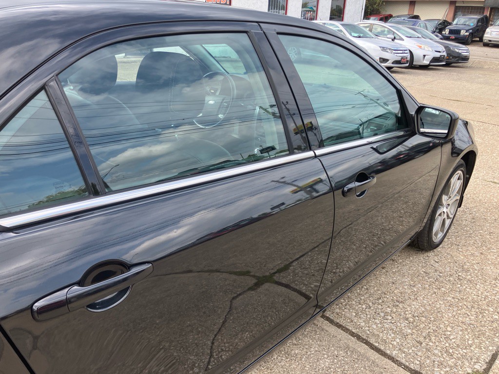 2012 Ford Fusion Image 9