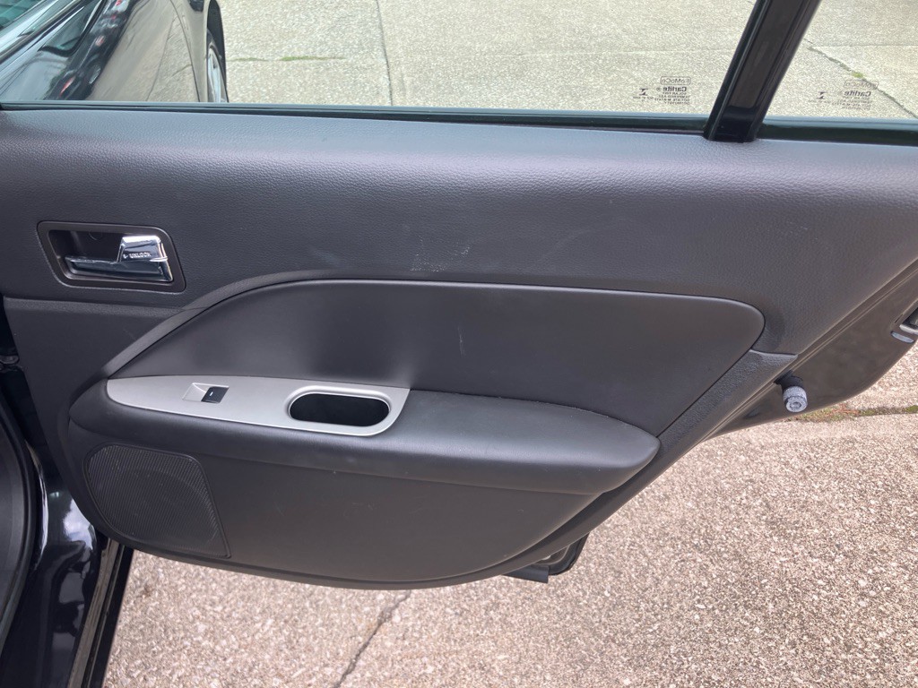 2012 Ford Fusion Image 21