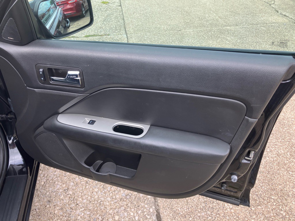 2012 Ford Fusion Image 23
