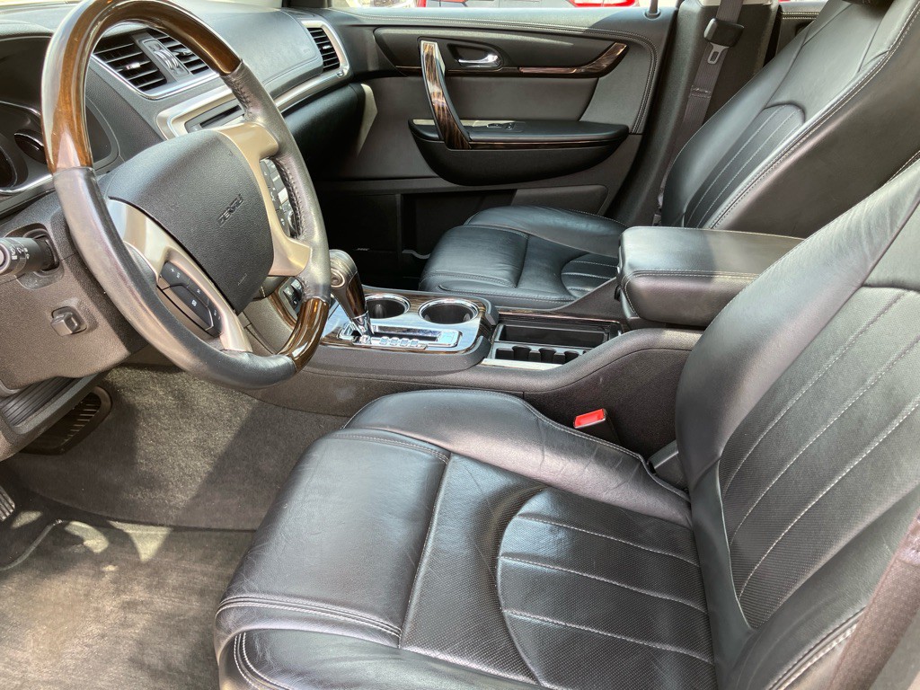 2013 GMC Acadia Image 18