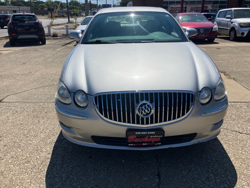 2008 Buick Lacrosse Image 2