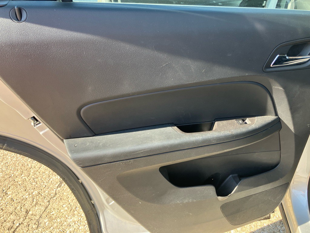 2015 Chevrolet Equinox Image 17