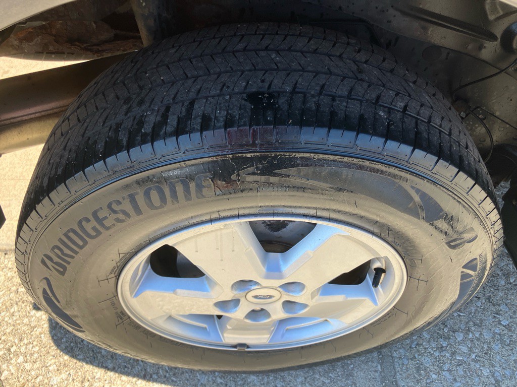 2010 Ford Escape Image 11