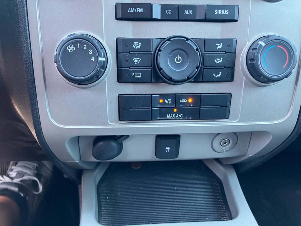 2010 Ford Escape Image 15