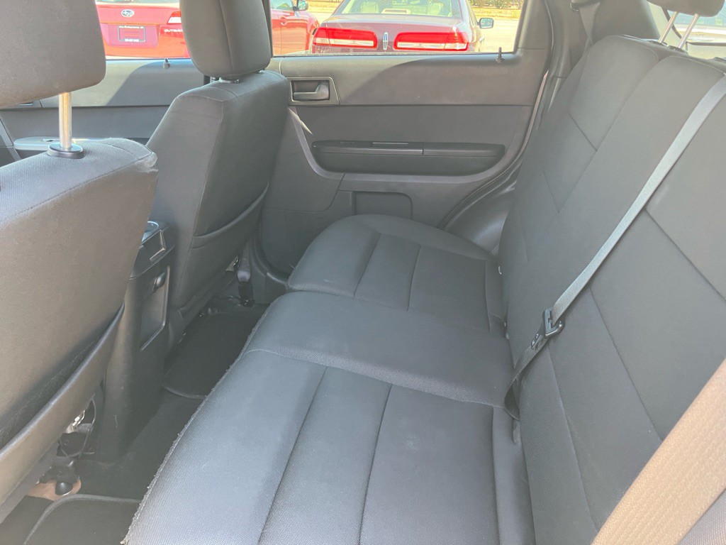 2010 Ford Escape Image 19