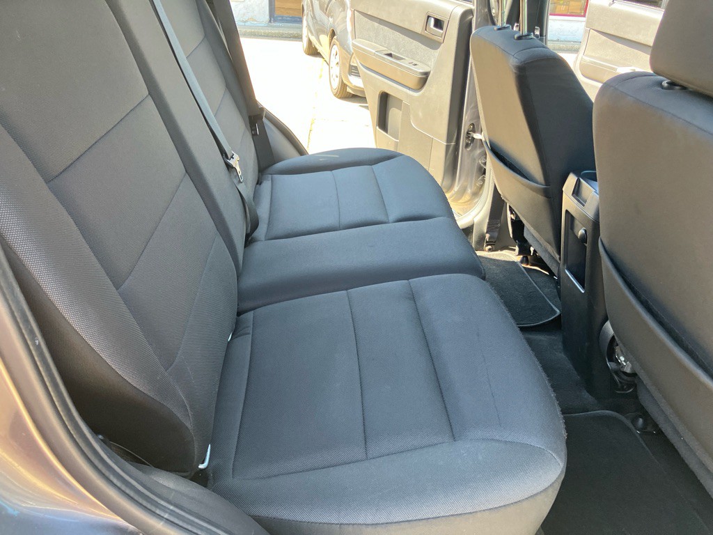 2010 Ford Escape Image 21