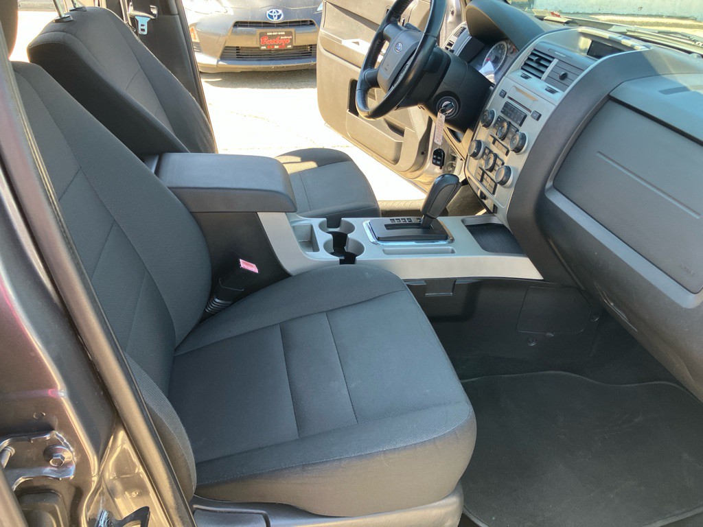 2010 Ford Escape Image 23
