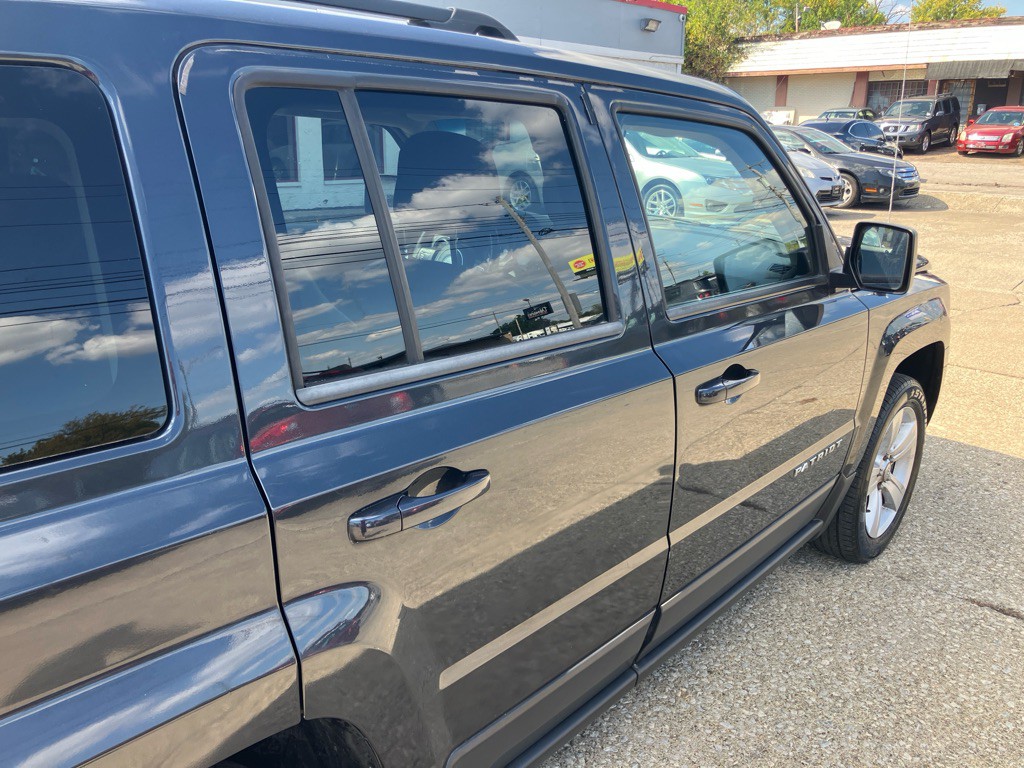 2014 Jeep Patriot Image 9